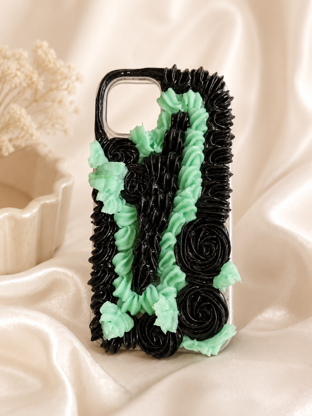 Handmade decoden phone case